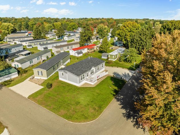 Melrose Village - Image 3