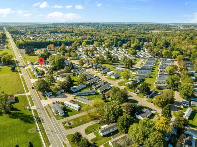 Melrose Village - Image 8