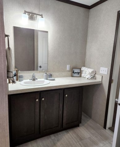 Hayden Heights - Image 22