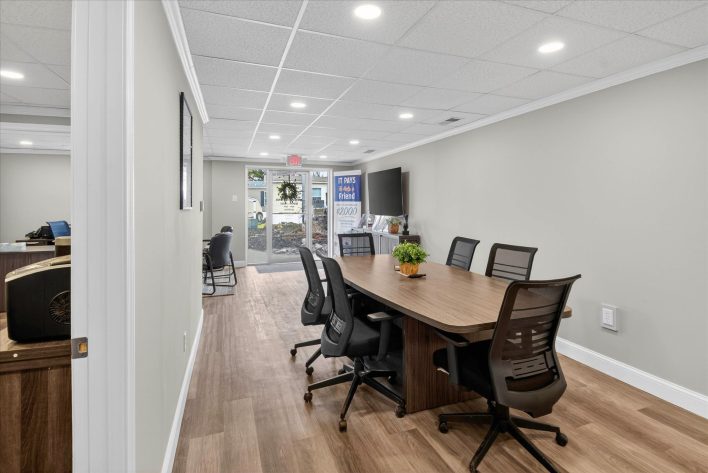 Worthington Arms - Image 31