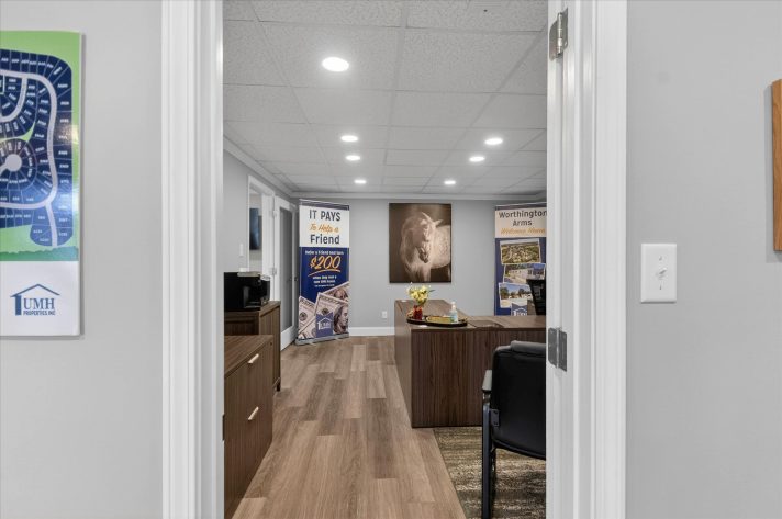 Worthington Arms - Image 34