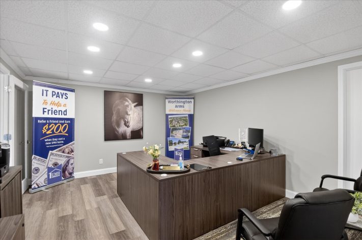 Worthington Arms - Image 35