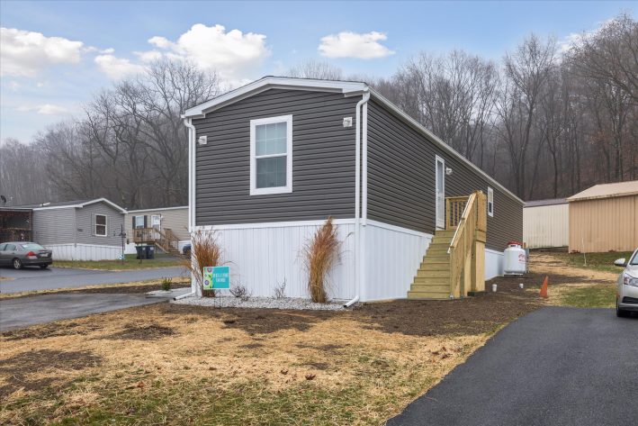 Frieden Manor - Image 46