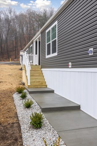 Frieden Manor - Image 56