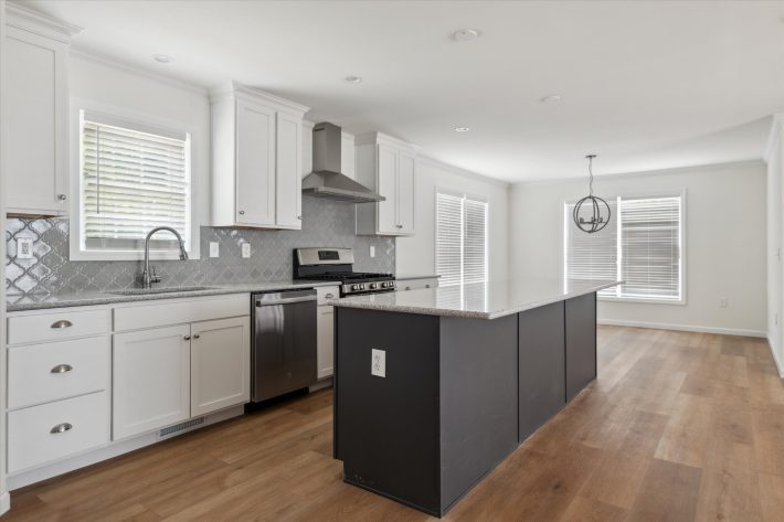 Cinnamon Woods - Image 7