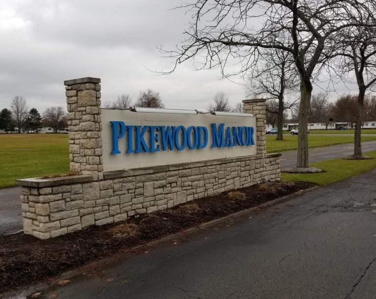 Pikewood Manor community image