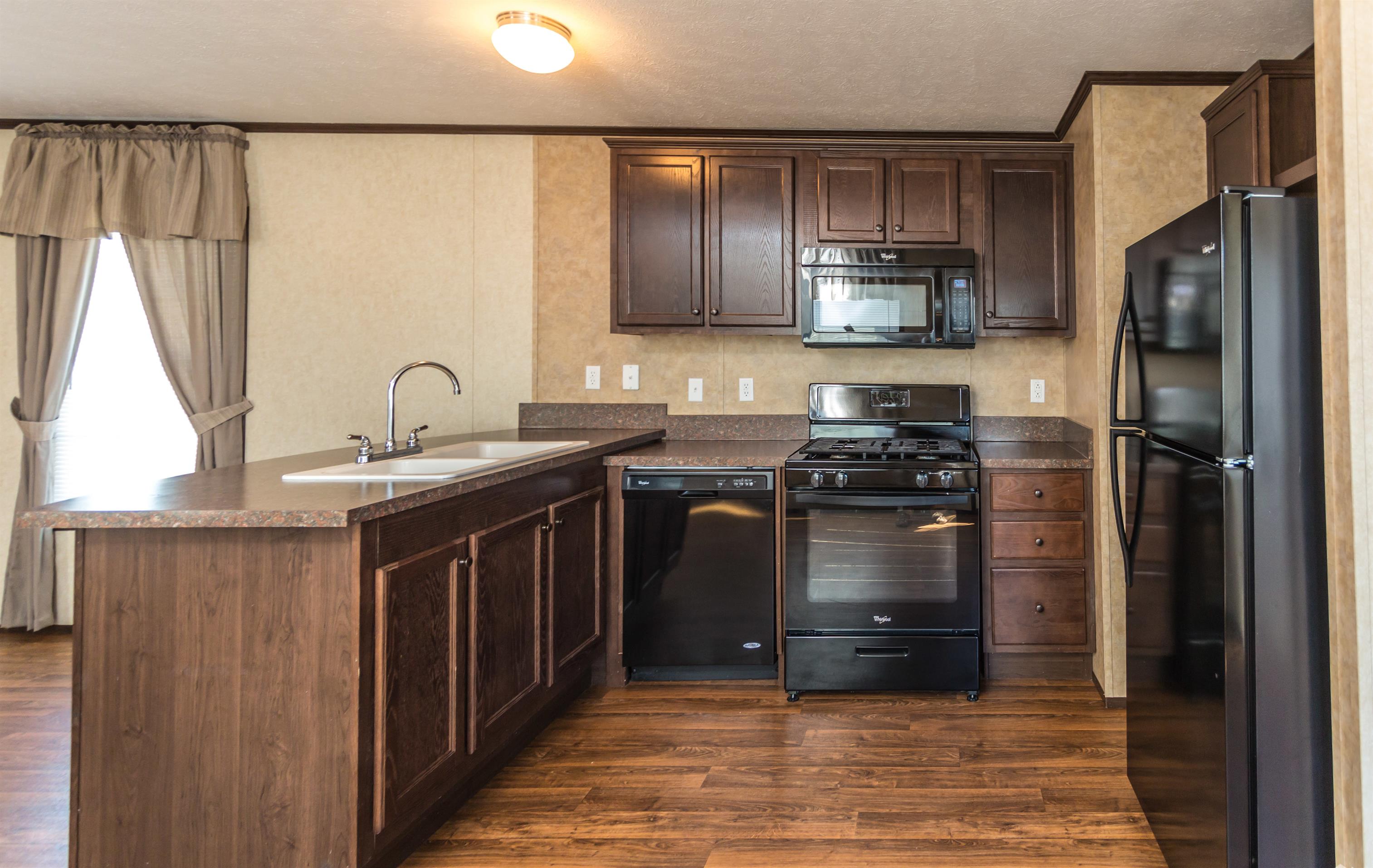 Lake Erie Estates - Image 8