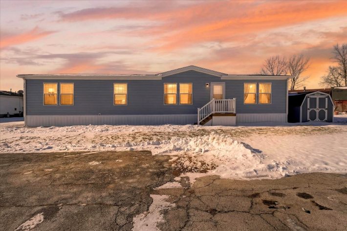 Bayshore Estates - Image 17