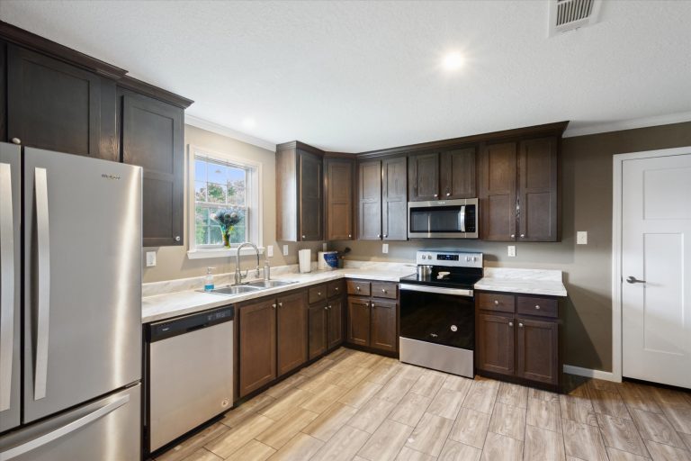 Holiday Village community image