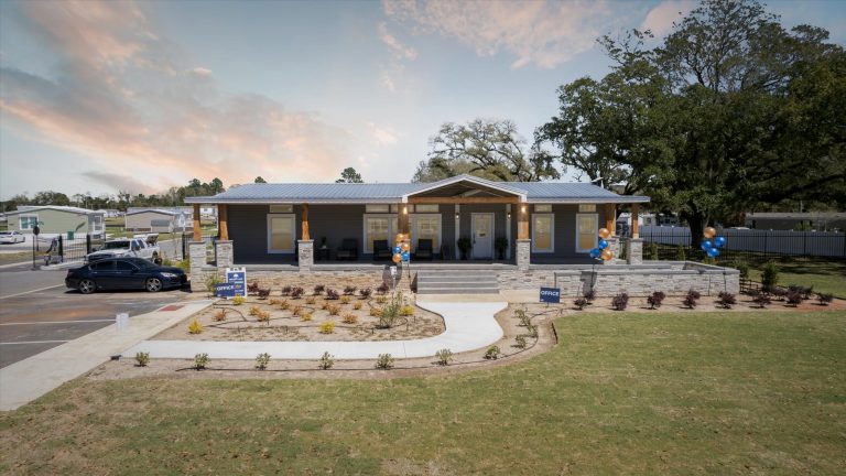 OZ Mighty Oak community image