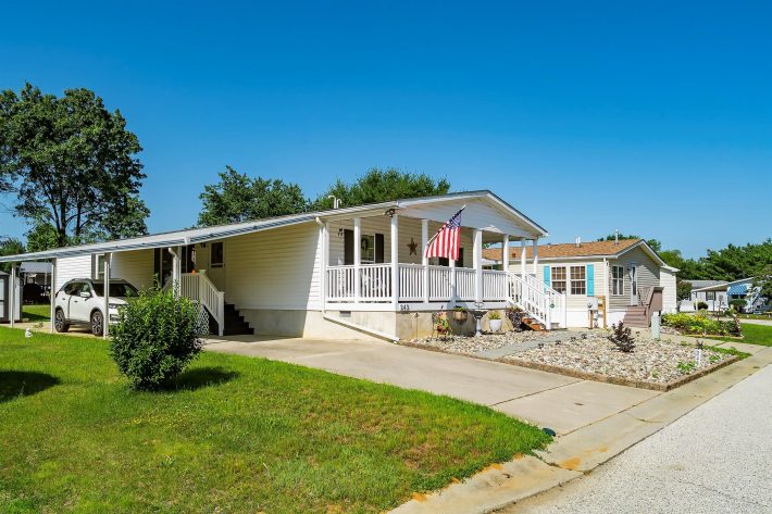 Maplewood Village - Image 6