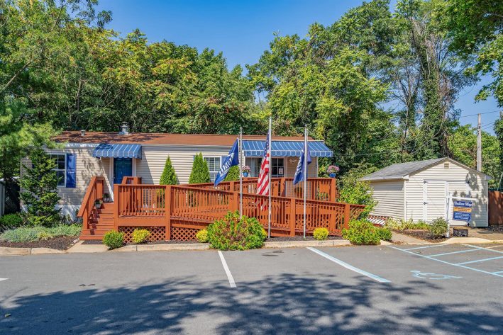 Woodlawn Village - Image 2