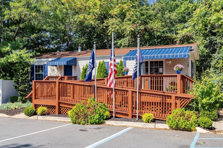 Woodlawn Village - Image 3