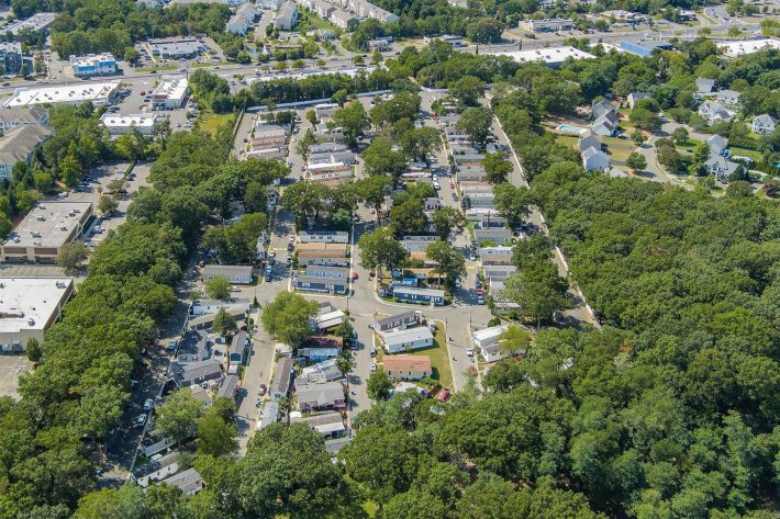 Woodlawn Village - Image 22