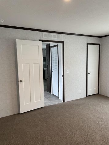 Woodland Manor - Image 13