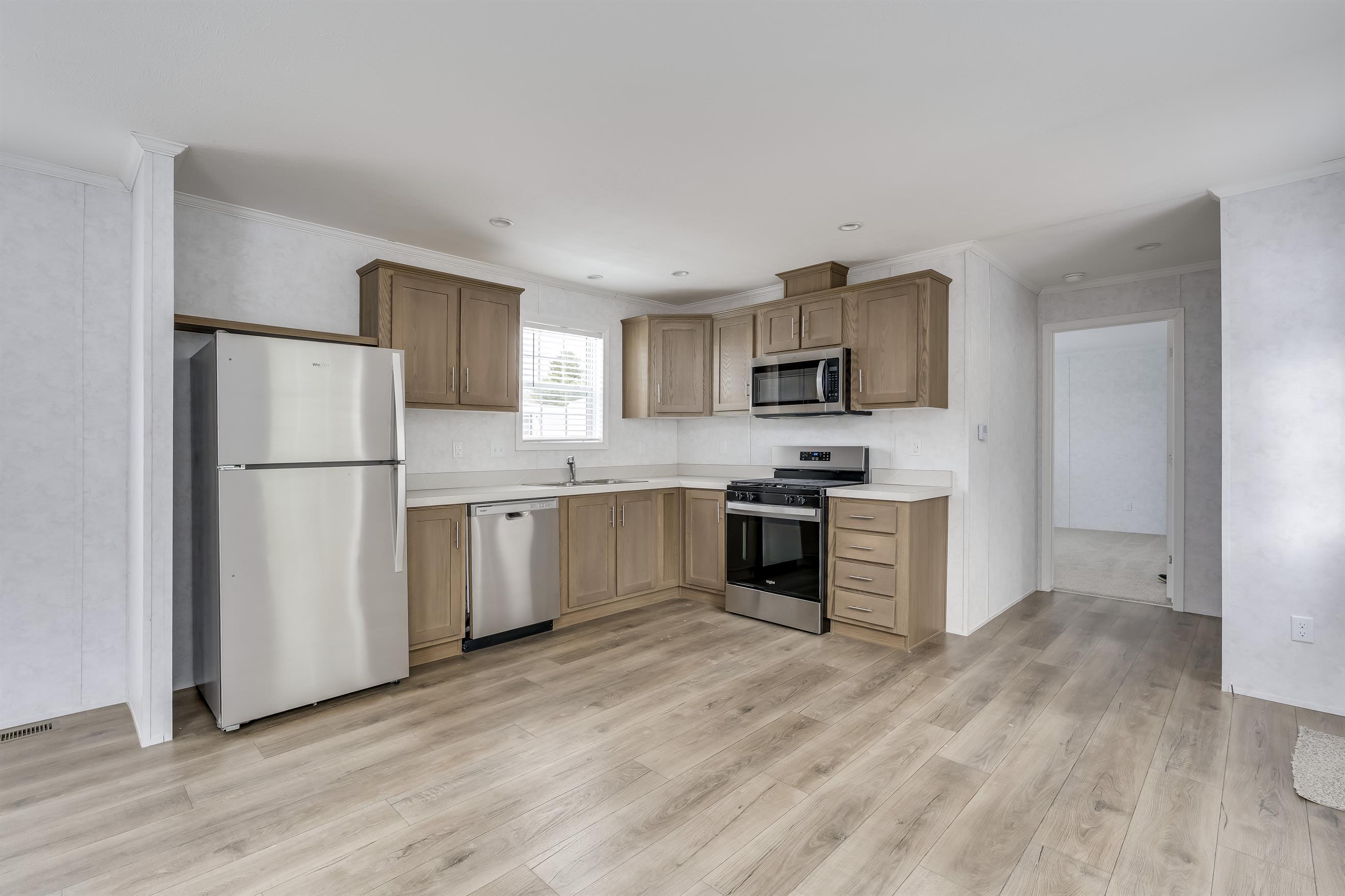 Woodland Manor - Image 5