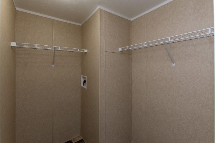 Wood Valley - Image 12