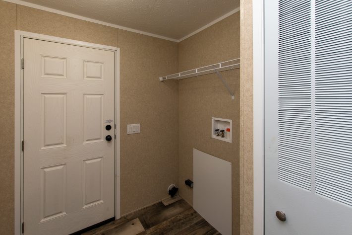 Wood Valley - Image 13