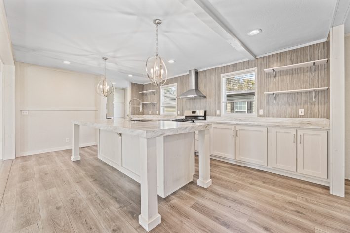 Melrose Village - Image 7