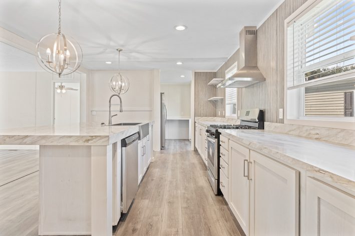 Melrose Village - Image 9