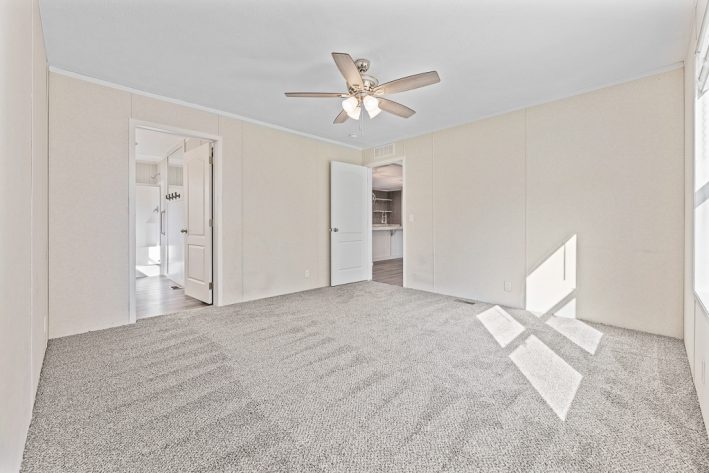 Melrose Village - Image 17