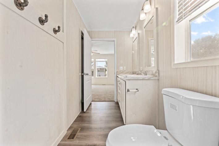 Melrose Village - Image 20