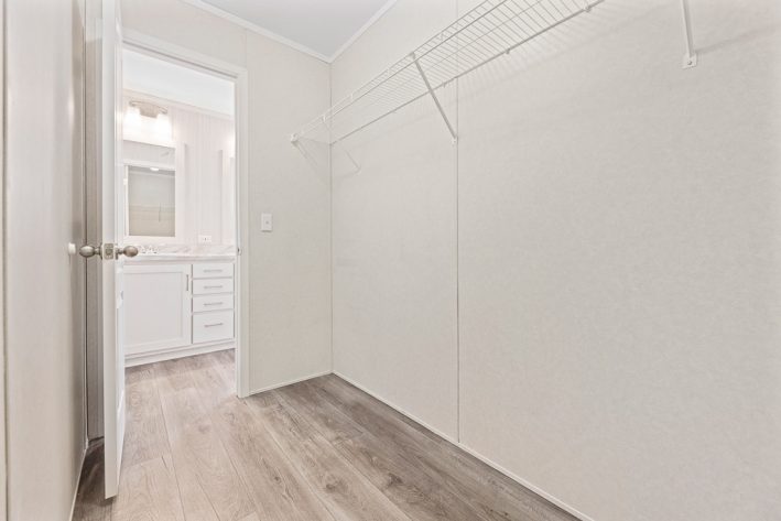 Melrose Village - Image 25