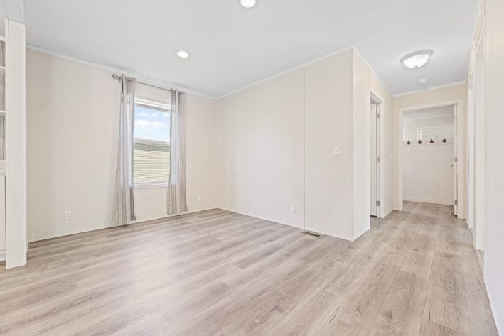 Melrose Village - Image 26