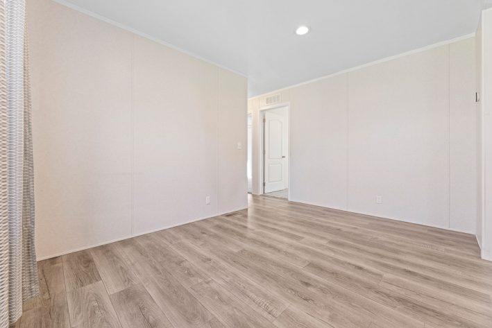 Melrose Village - Image 28