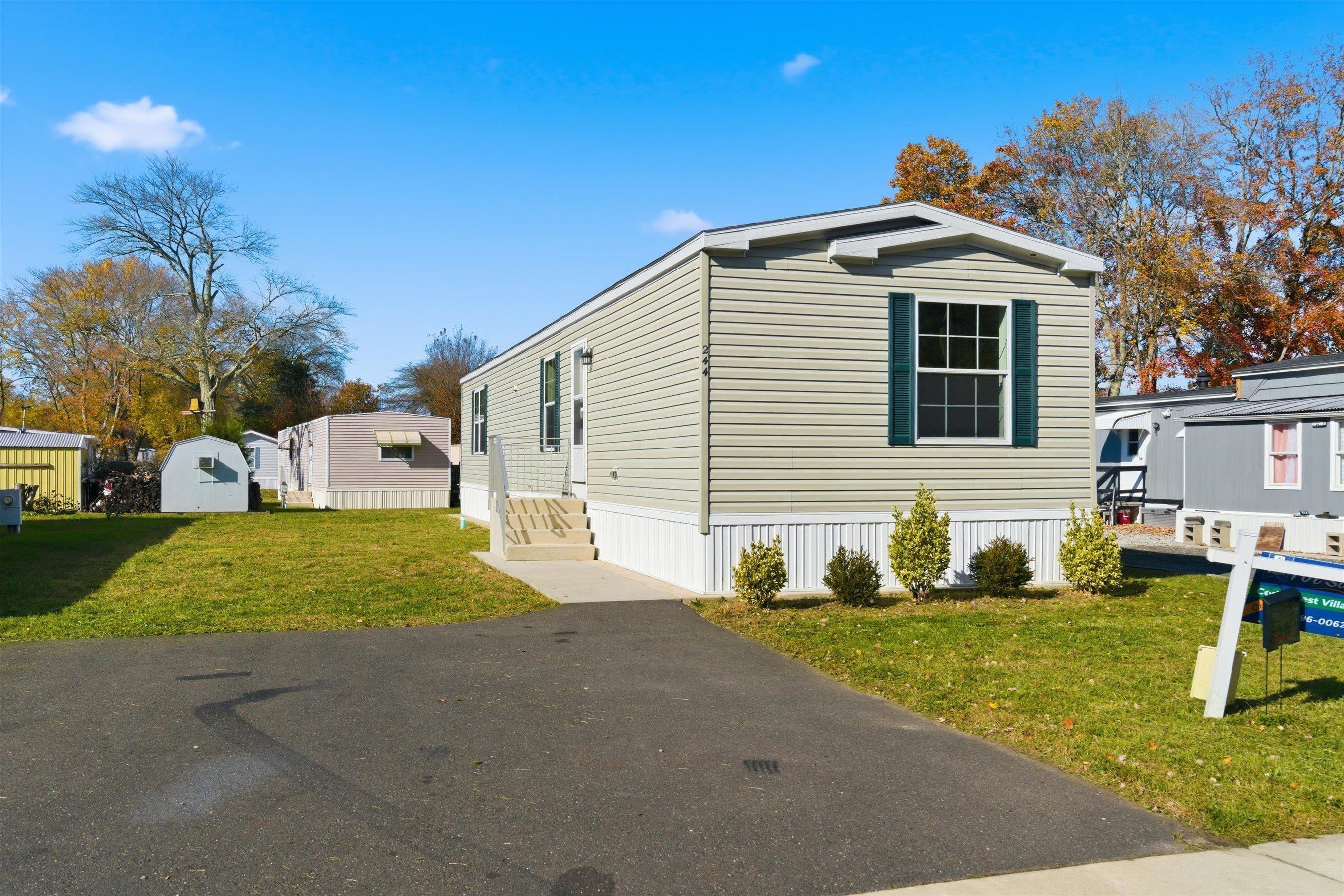 Cedarcrest Village - Image 2