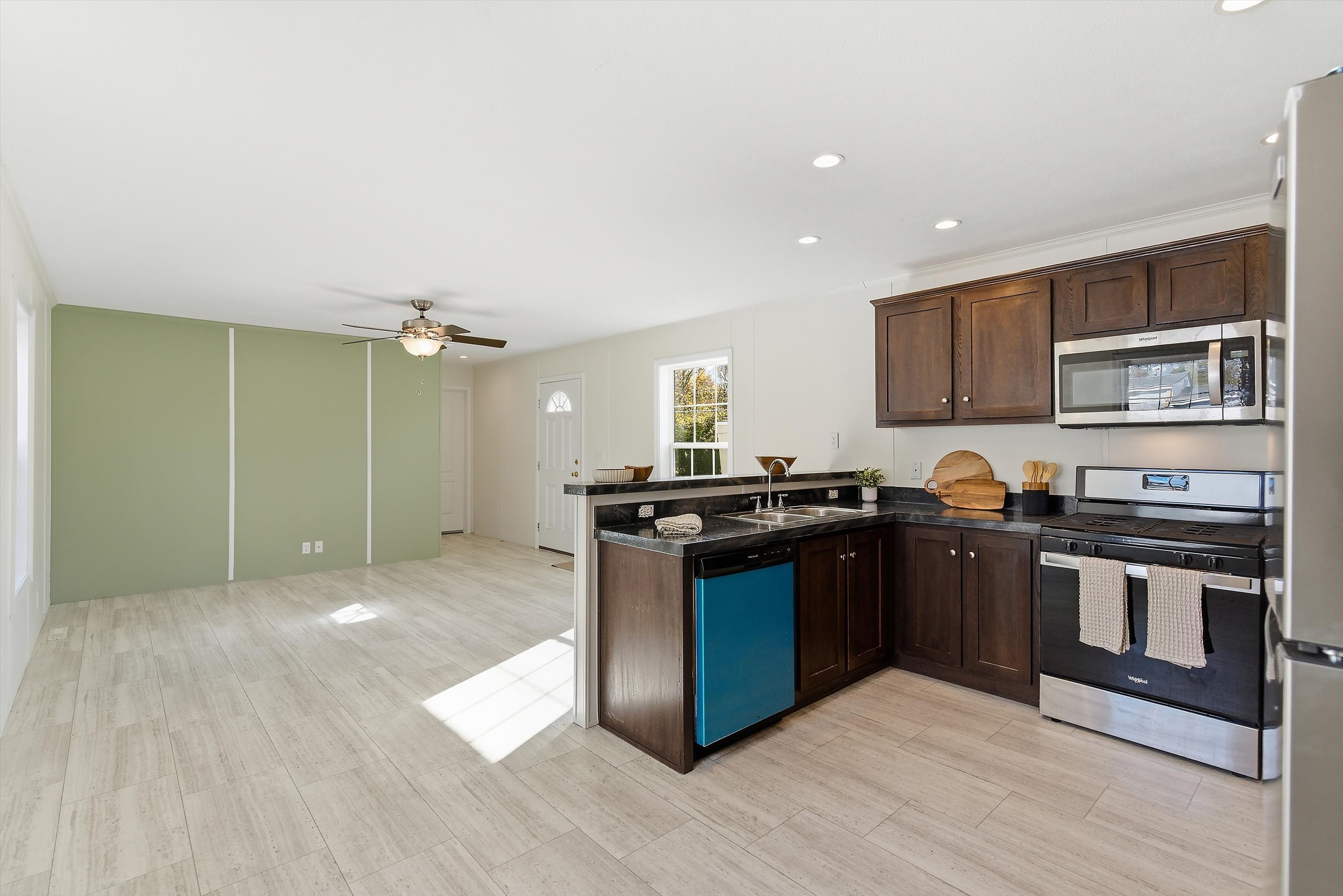 Cedarcrest Village - Image 7