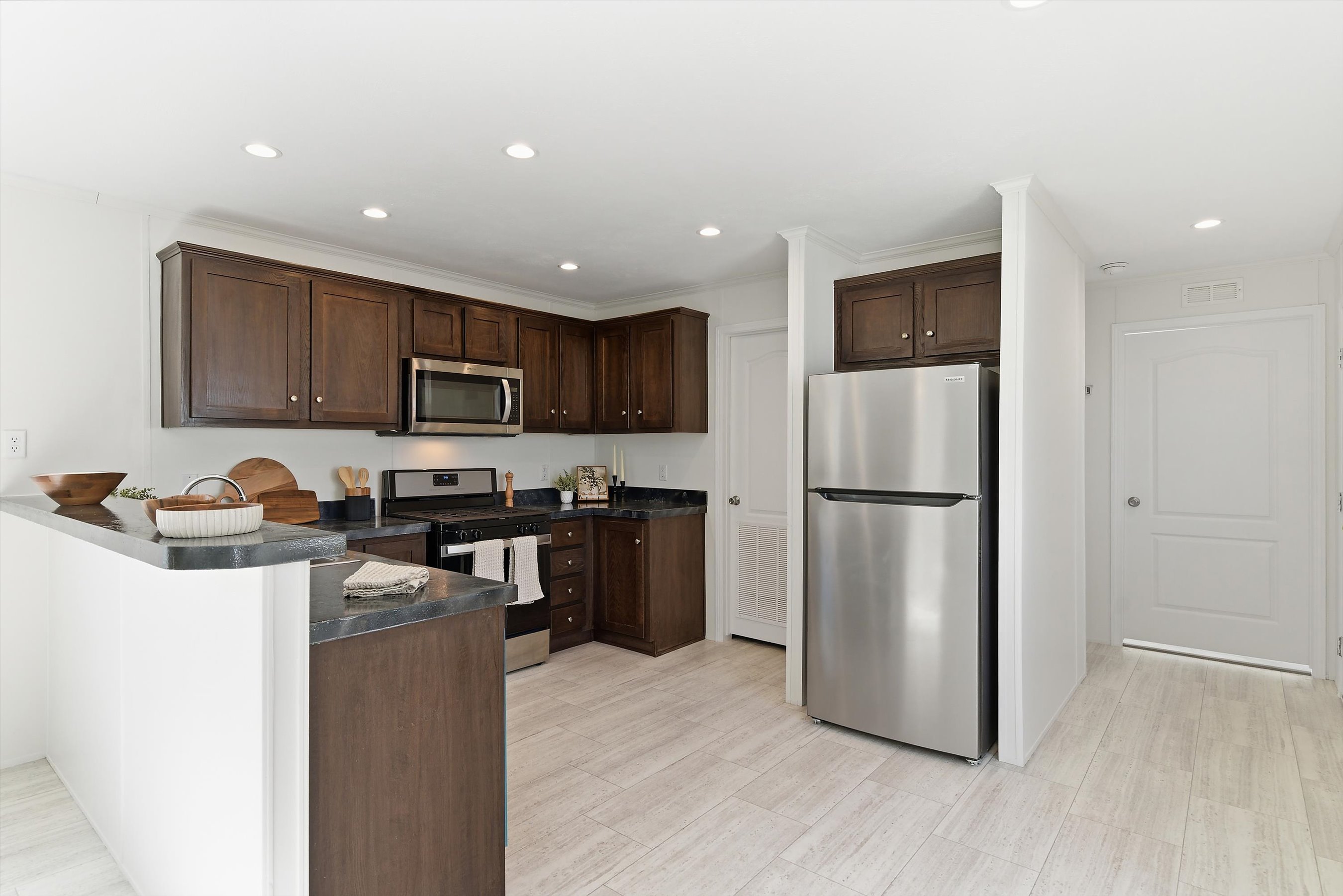 Cedarcrest Village - Image 8