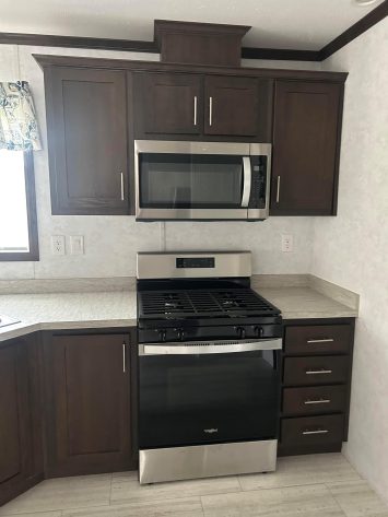 Huntingdon Pointe - Image 2