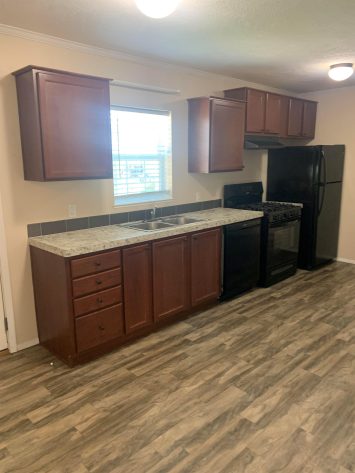 Colonial Heights - Image 3