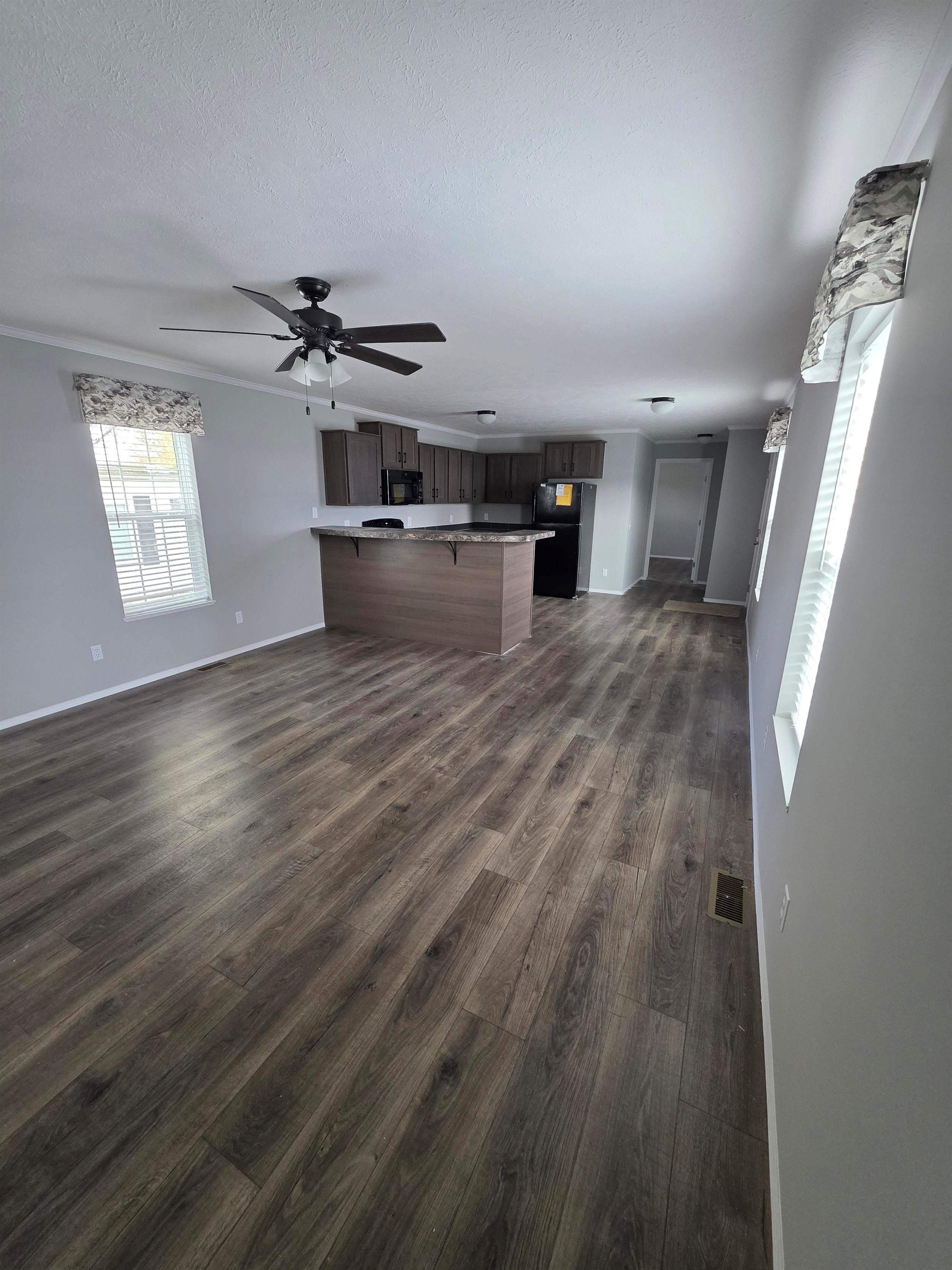 Clinton Manufactured Home Resort - Image 9