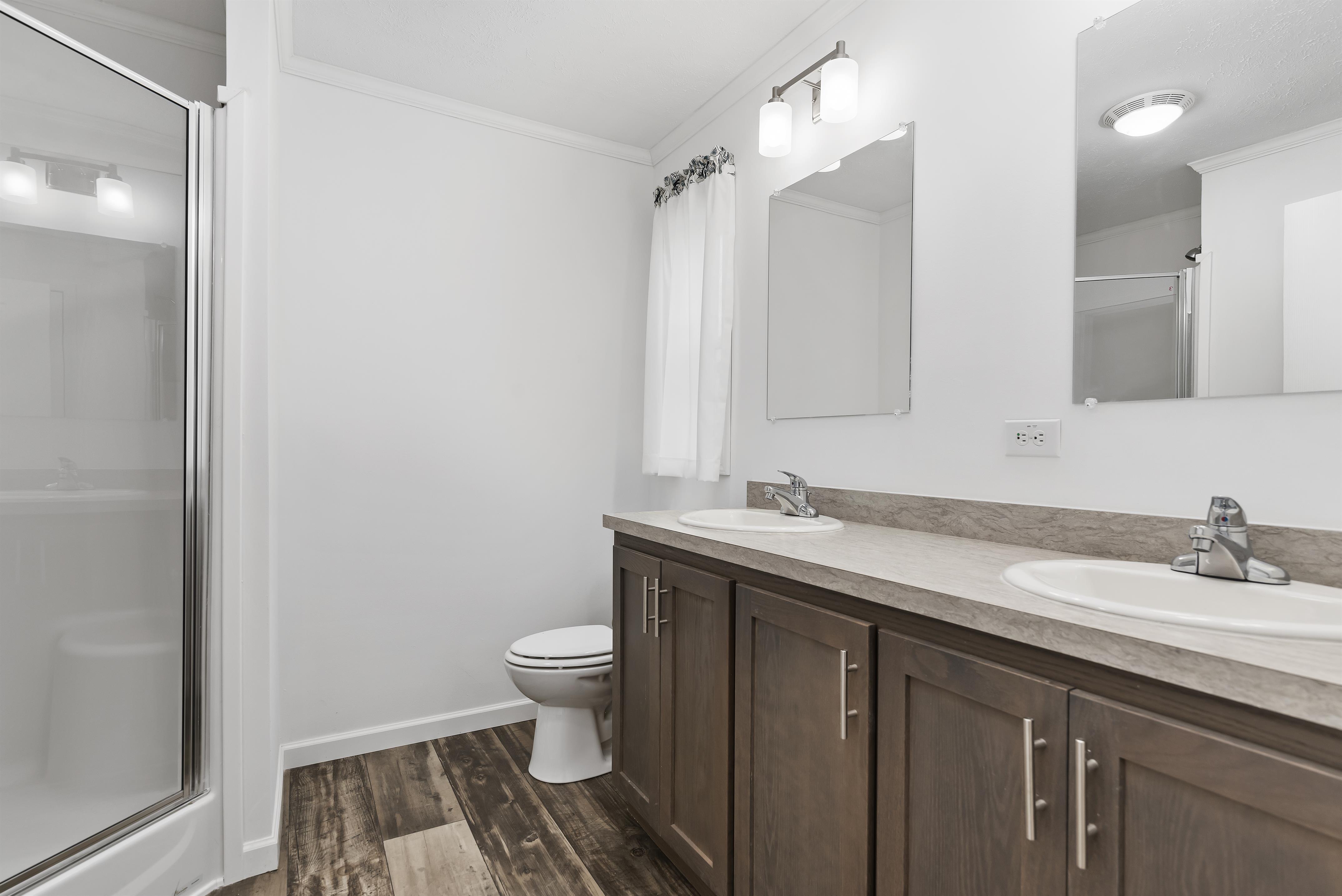 Pine Manor - Image 15