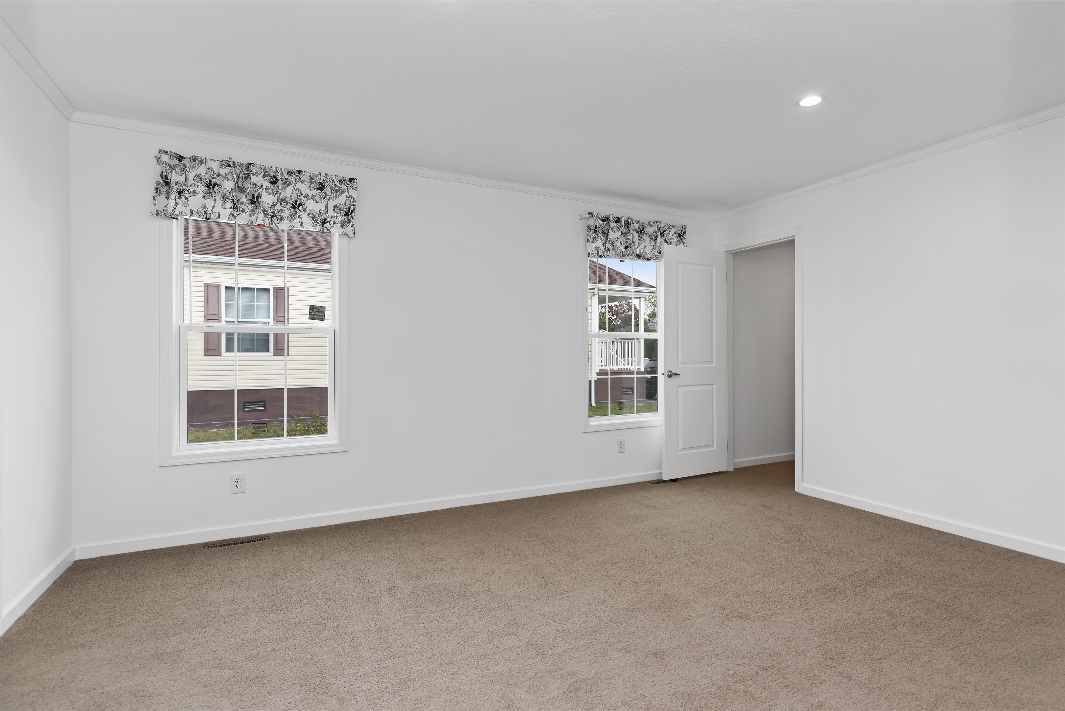 Pine Manor - Image 17