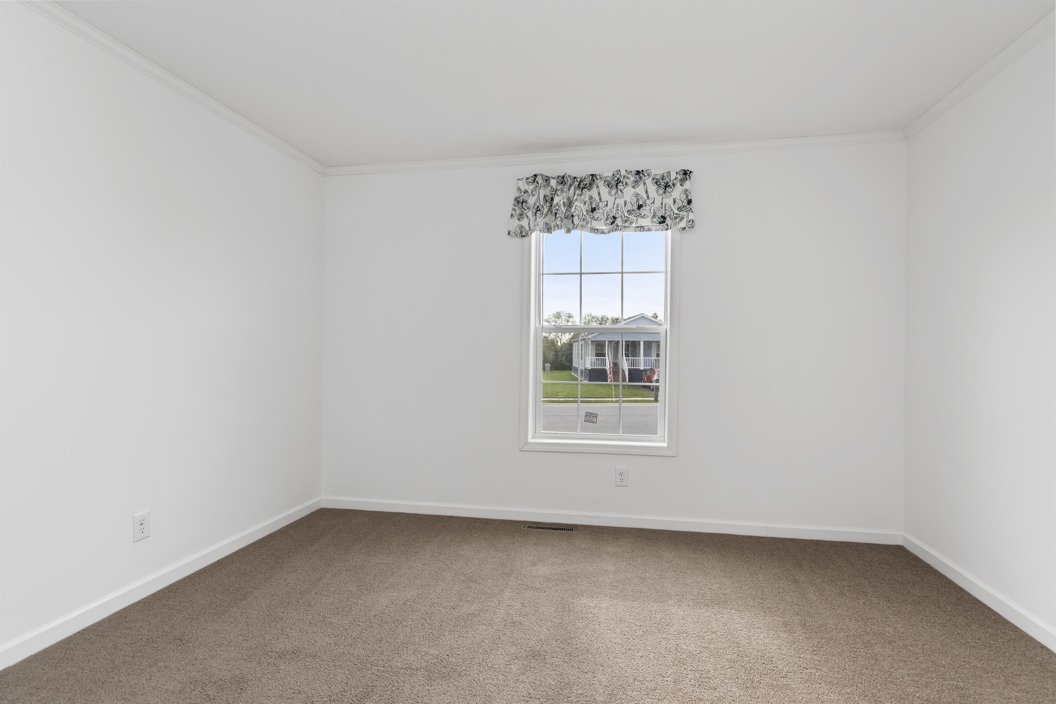 Pine Manor - Image 20