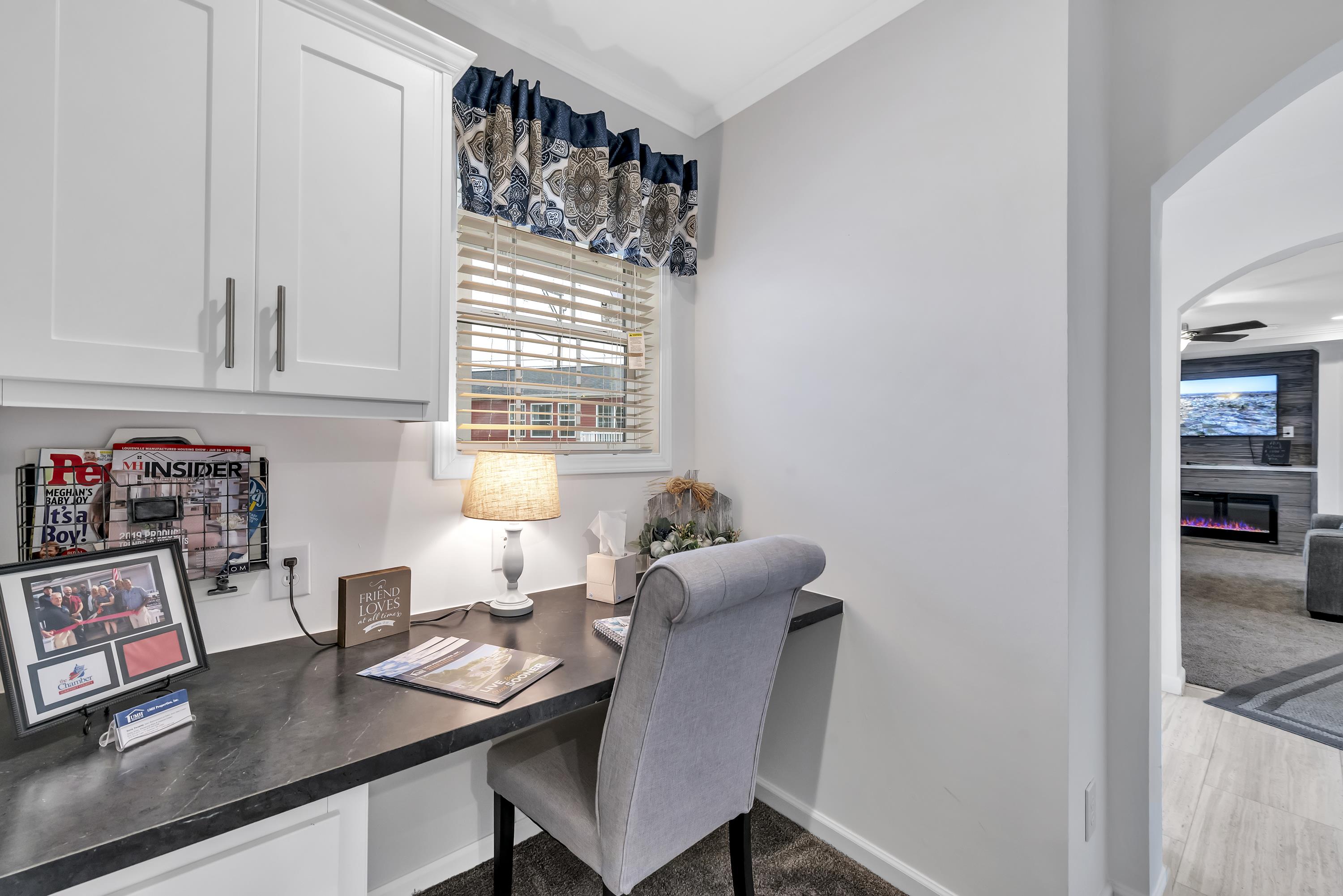 S & F SUNNY ACRES SALES CENTER - Image 26