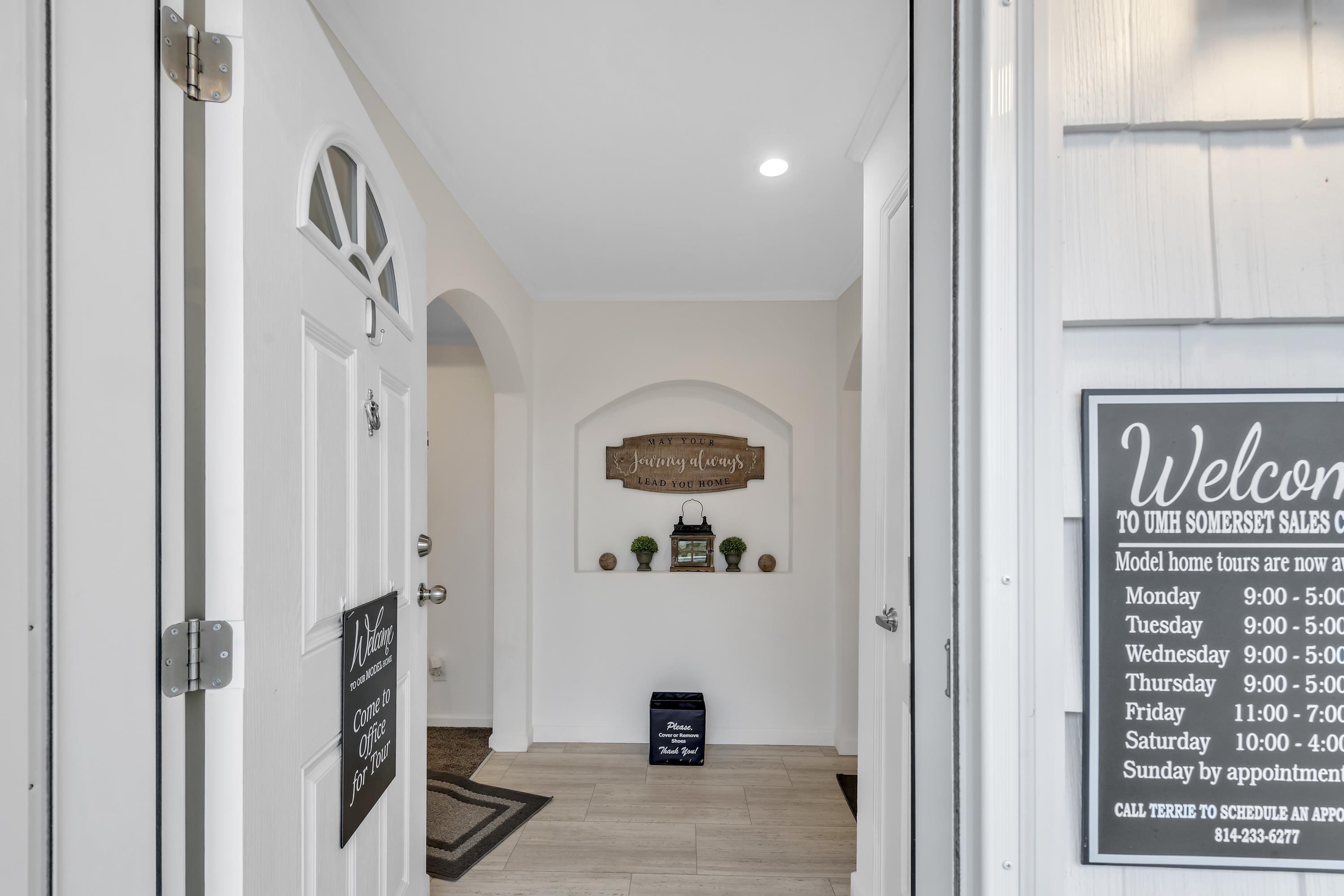 S & F SUNNY ACRES SALES CENTER - Image 25