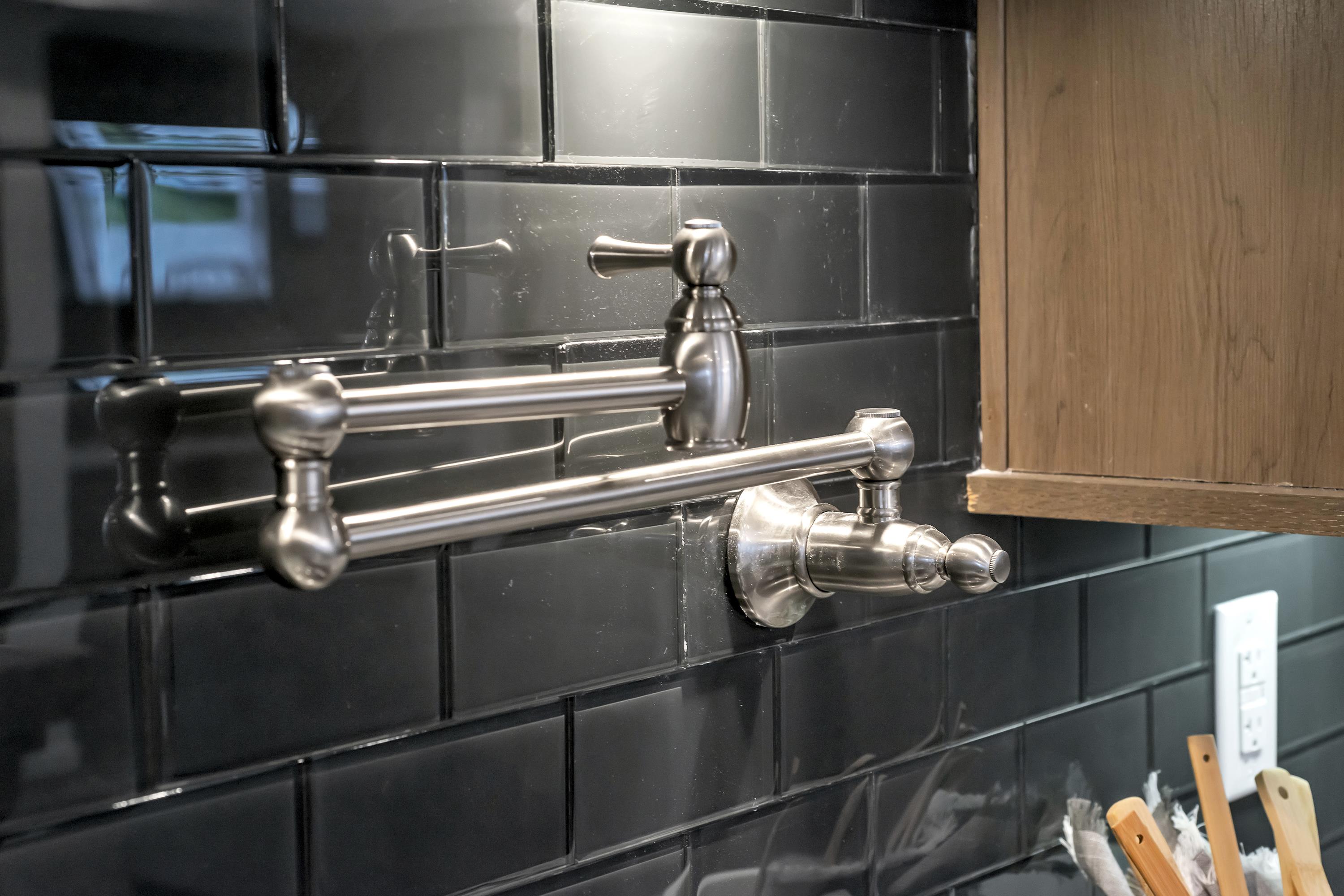 S & F SUNNY ACRES SALES CENTER - Image 7