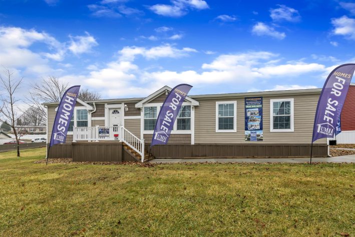 S & F SUNNY ACRES SALES CENTER - Image 1