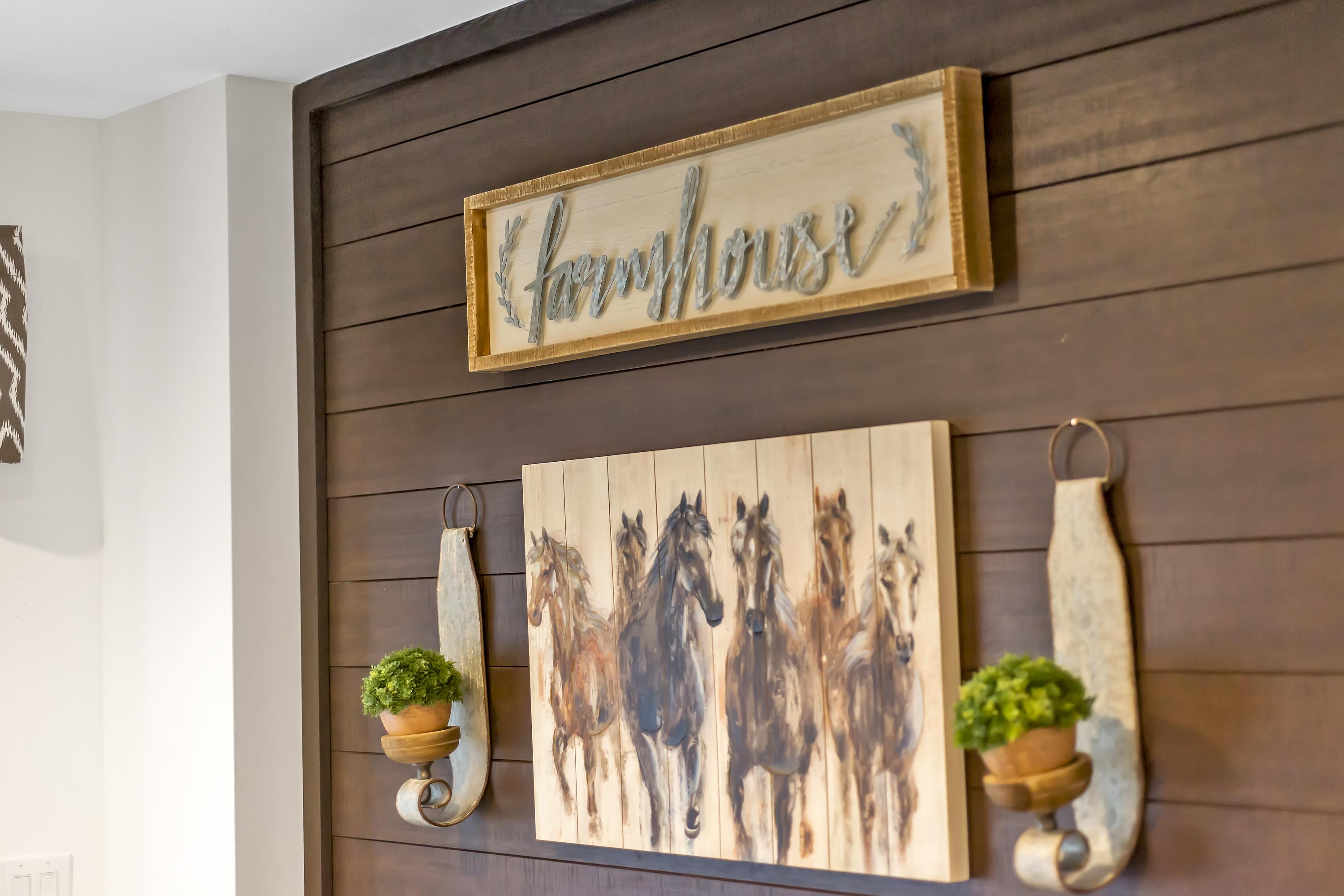 S & F SUNNY ACRES SALES CENTER - Image 9