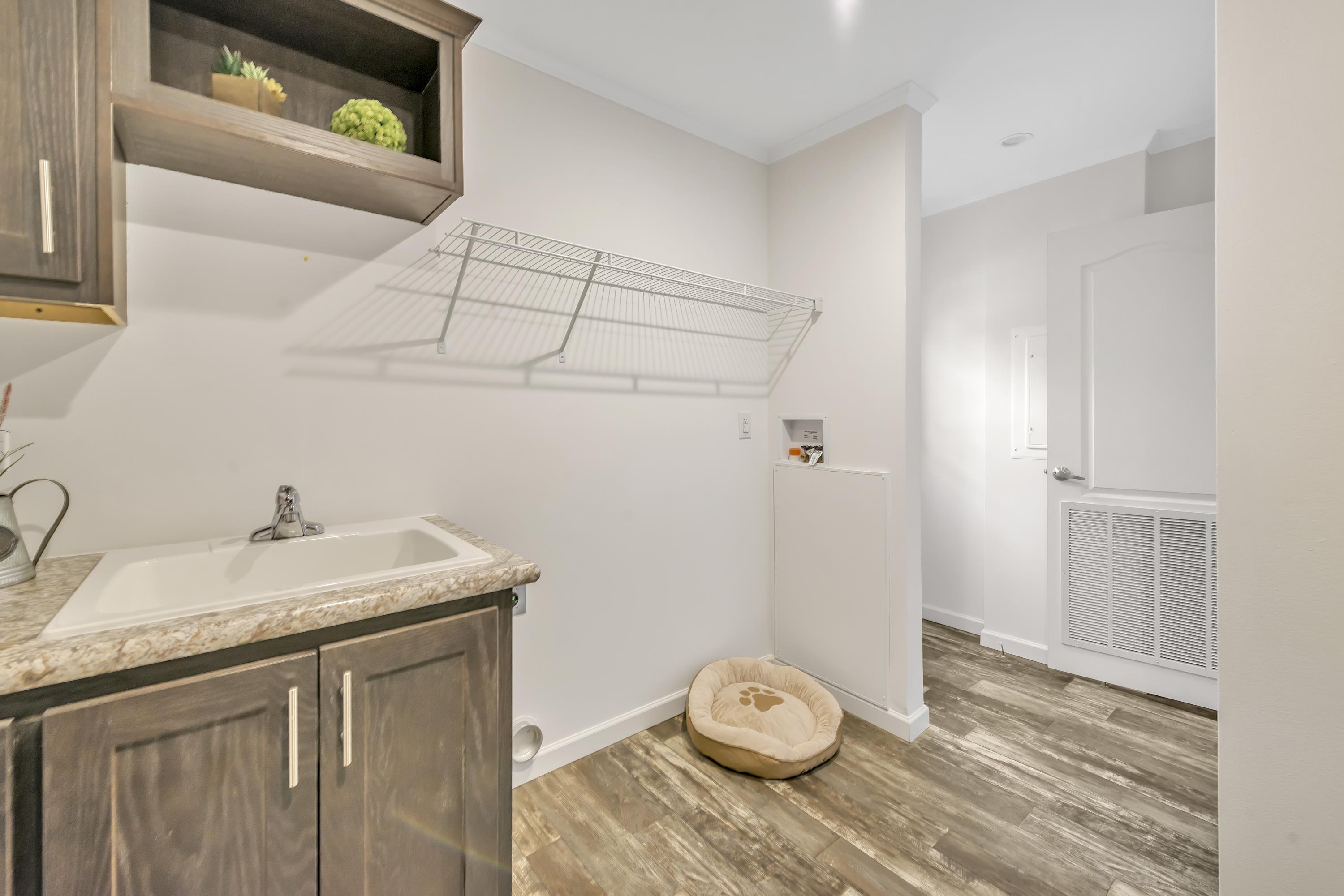 S & F SUNNY ACRES SALES CENTER - Image 29