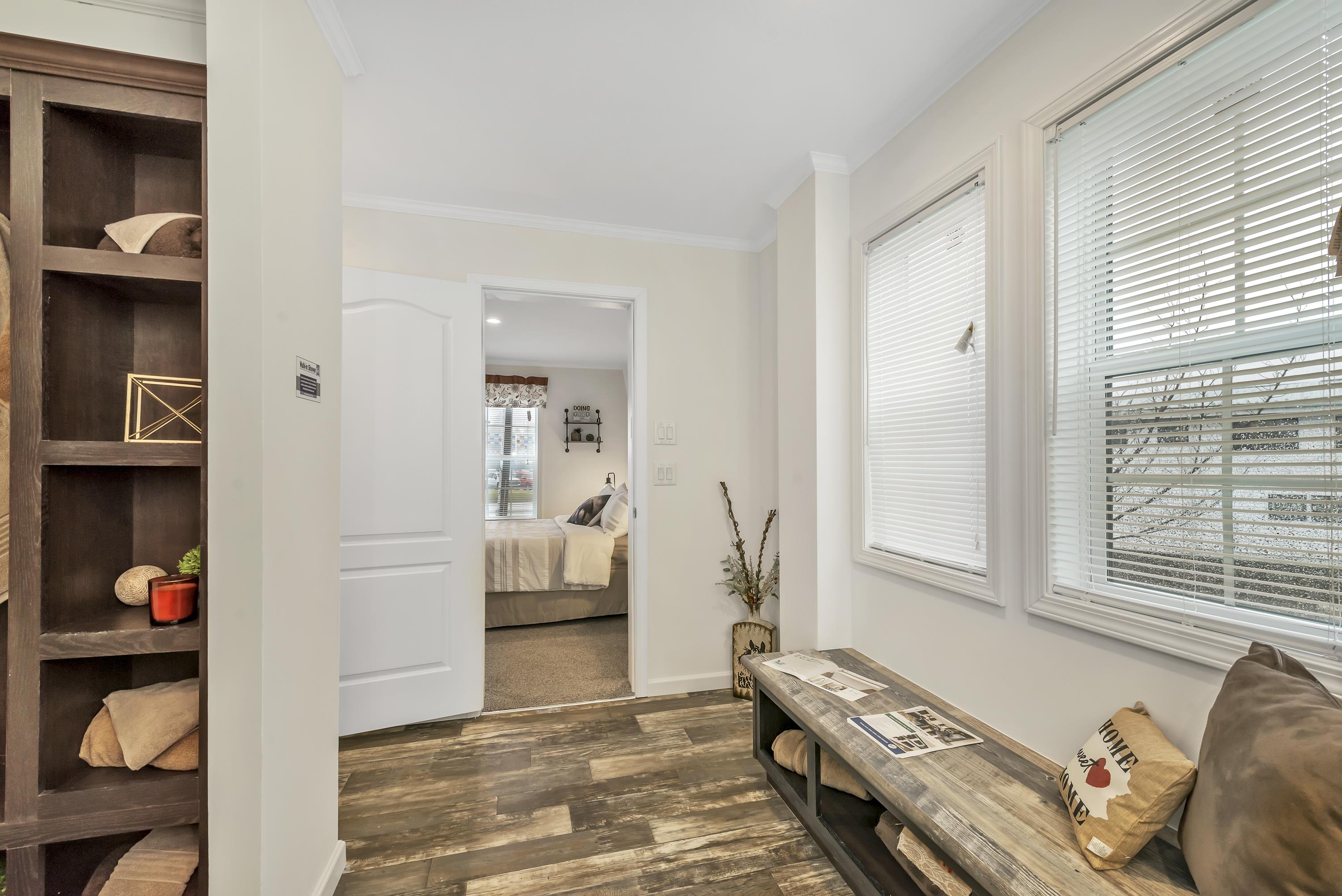 S & F SUNNY ACRES SALES CENTER - Image 18