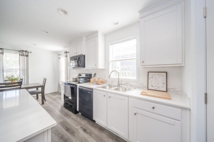 S & F REDBUD ESTATES SALES CENTER - Image 3