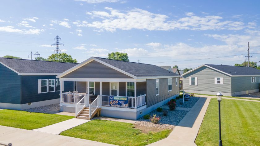 S & F REDBUD ESTATES SALES CENTER - Image 16