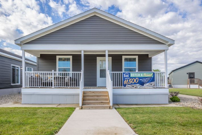 S & F REDBUD ESTATES SALES CENTER - Image 26