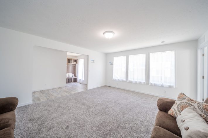 S & F REDBUD ESTATES SALES CENTER - Image 19