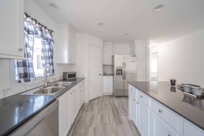 S & F REDBUD ESTATES SALES CENTER - Image 21